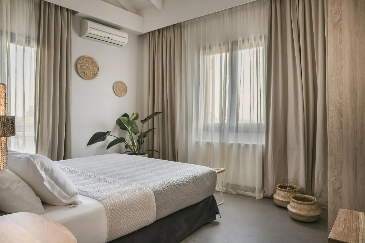 Canova Boutique Villa Mesovounia  Greece