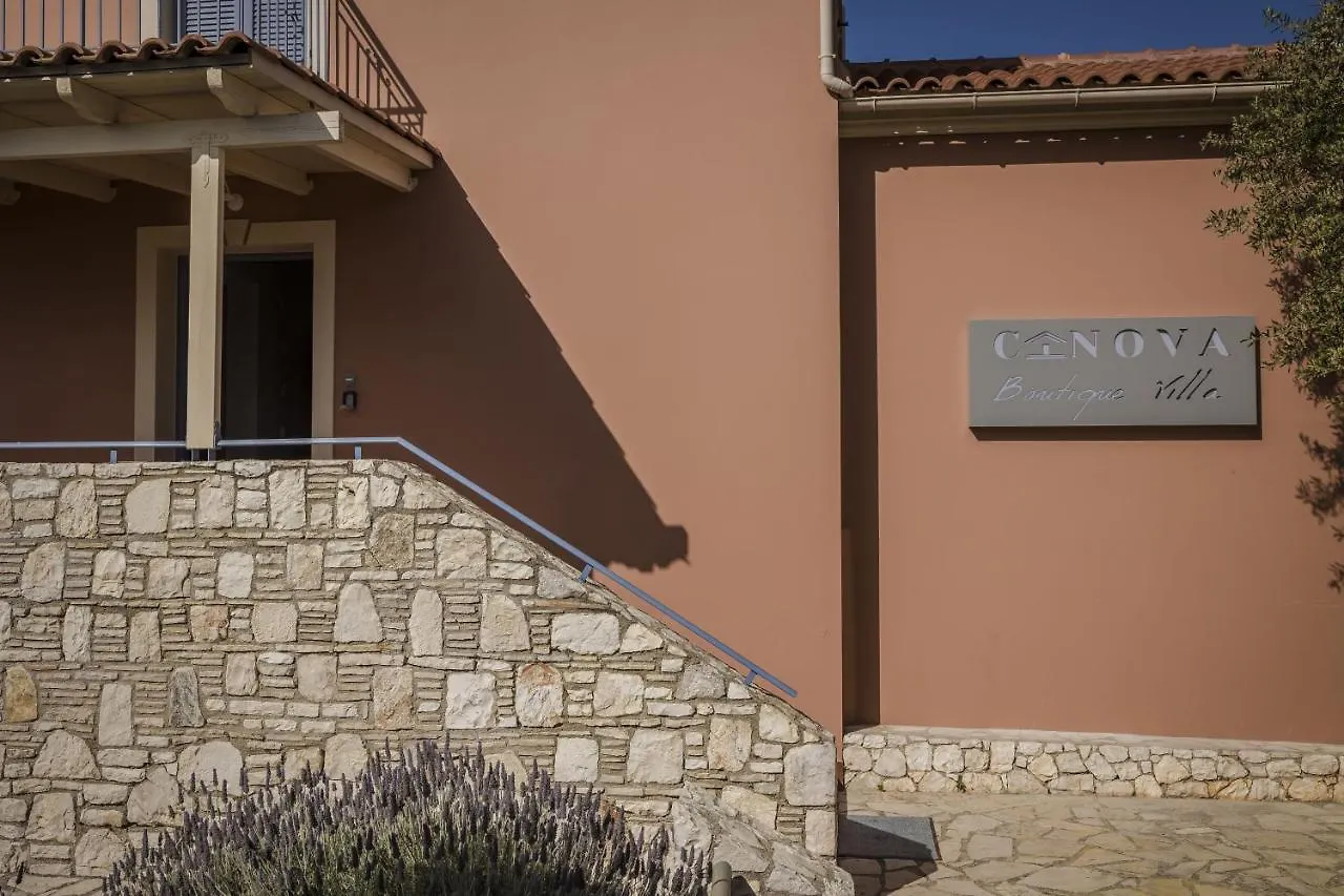 Canova Boutique Villa Mesovounia